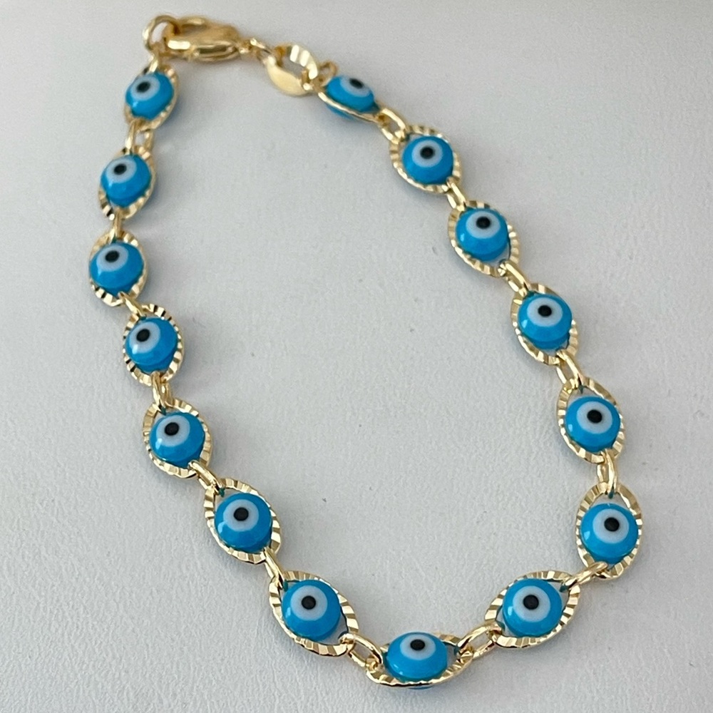18k Gold Filled Evil Eye 🧿 Bracelet - Picture 3 of 5